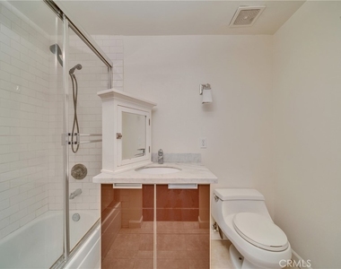 825 W Duarte Road - Photo Thumbnail 10
