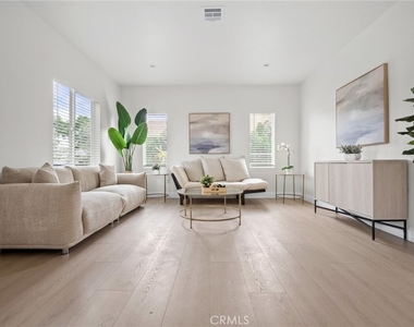 2620 W Olive Avenue - Photo Thumbnail 2