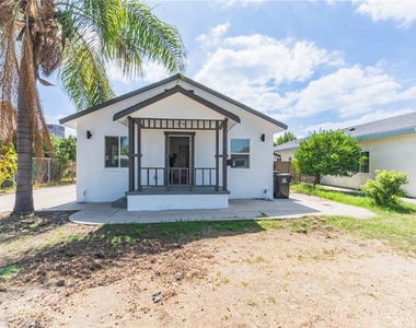 2620 W Olive Avenue - Photo Thumbnail 12