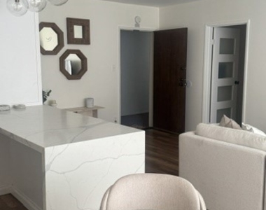250 Linden - Photo Thumbnail 2