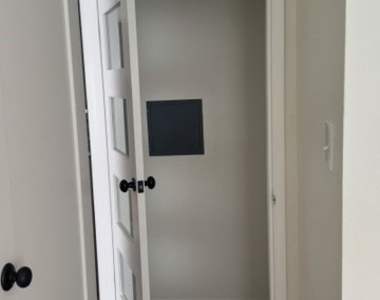 250 Linden - Photo Thumbnail 12