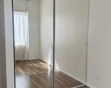 250 Linden - Photo Thumbnail 9
