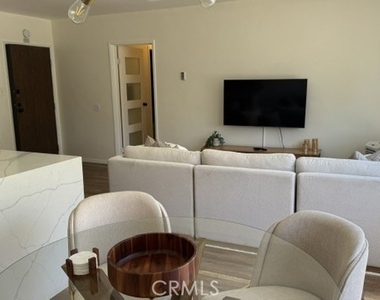 250 Linden - Photo Thumbnail 4