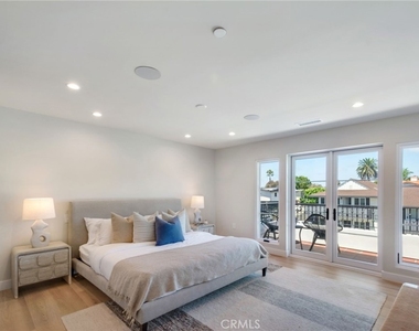 501 Elena Lane - Photo Thumbnail 35