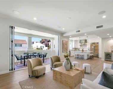 501 Elena Lane - Photo Thumbnail 27