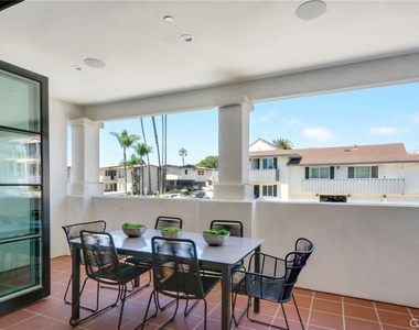 501 Elena Lane - Photo Thumbnail 29