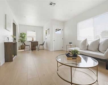 345 E Janice Street - Photo Thumbnail 3