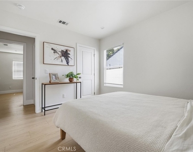 345 E Janice Street - Photo Thumbnail 9