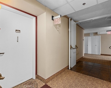 24055 Paseo Del Lago - Photo Thumbnail 4