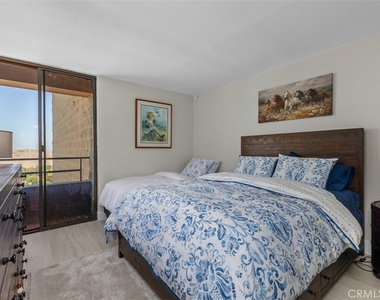 24055 Paseo Del Lago - Photo Thumbnail 23