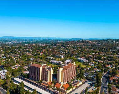 24055 Paseo Del Lago - Photo Thumbnail 1