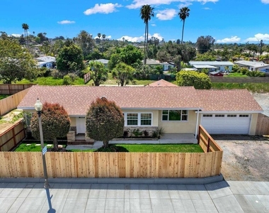 625 Santa Fe Drive - Photo Thumbnail 5