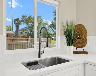 625 Santa Fe Drive - Photo Thumbnail 16