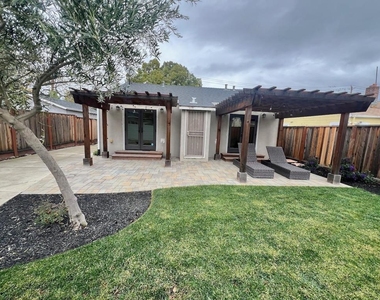 388 W Virginia Street - Photo Thumbnail 16