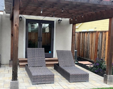 388 W Virginia Street - Photo Thumbnail 15