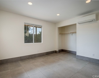 7412 Deer Trail - Photo Thumbnail 8