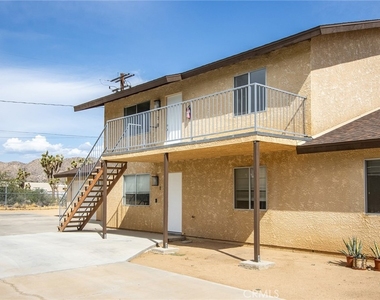 7412 Deer Trail - Photo Thumbnail 14