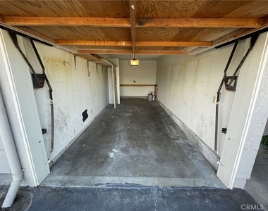 31864 Railroad Canyon Road - Photo Thumbnail 24