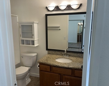 1136 W Blaine - Photo Thumbnail 6