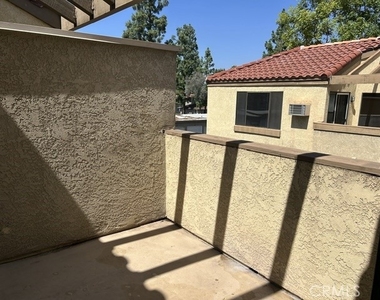 1136 W Blaine - Photo Thumbnail 14