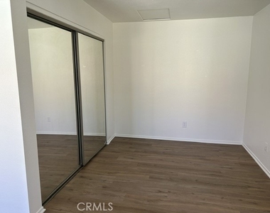 1136 W Blaine - Photo Thumbnail 9