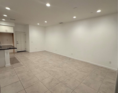 2625 Verna Drive - Photo Thumbnail 10
