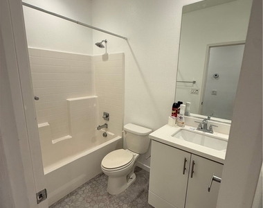 2625 Verna Drive - Photo Thumbnail 8