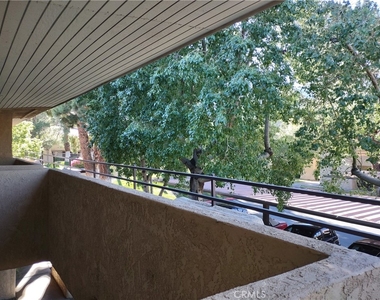 2810 N Arcadia Ct #202 - Photo Thumbnail 14