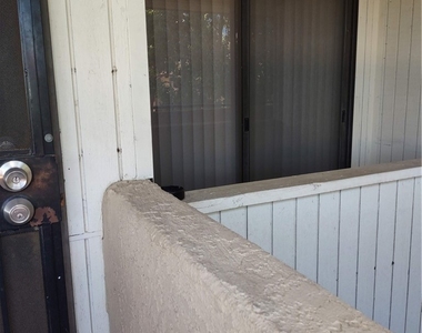2810 N Arcadia Ct #202 - Photo Thumbnail 19