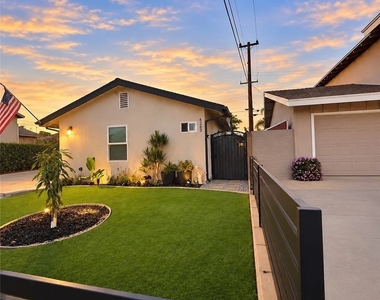 6261 Rosemary - Photo Thumbnail 1