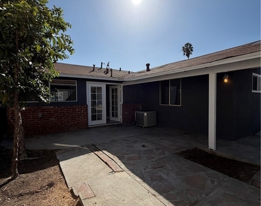 5595 Gardendale - Photo Thumbnail 16