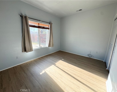 43939 Amazon Street - Photo Thumbnail 3