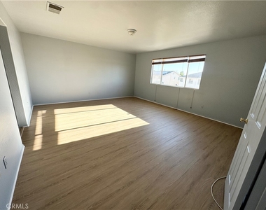 43939 Amazon Street - Photo Thumbnail 10