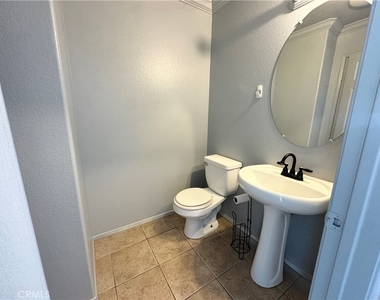 43939 Amazon Street - Photo Thumbnail 2