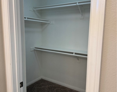 1310 Rover Ln - Photo Thumbnail 29
