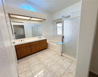 1224 Marble Court - Photo Thumbnail 9