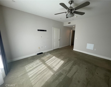 1411 N Detroit - Photo Thumbnail 6