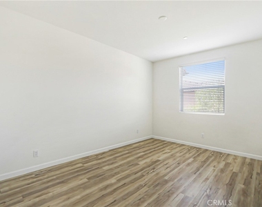 15232 Horizon Street - Photo Thumbnail 7