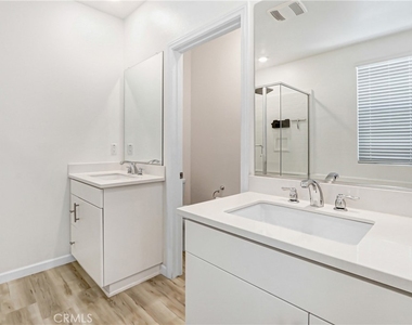 15232 Horizon Street - Photo Thumbnail 9