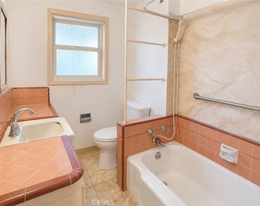 63 S Loma - Photo Thumbnail 22