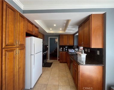 3083 Sundance Court - Photo Thumbnail 9