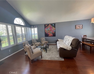 3083 Sundance Court - Photo Thumbnail 5