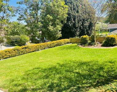 3083 Sundance Court - Photo Thumbnail 3