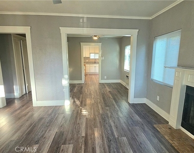 5620 Elmer Avenue - Photo Thumbnail 4