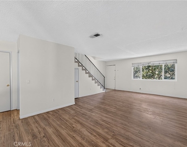 1111 E Emerson Avenue - Photo Thumbnail 2