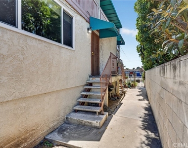 1111 E Emerson Avenue - Photo Thumbnail 14