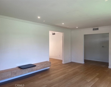 8706 Ardendale Avenue - Photo Thumbnail 4
