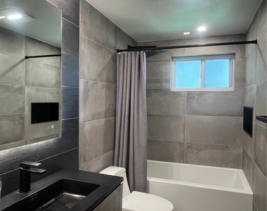 8706 Ardendale Avenue - Photo Thumbnail 20