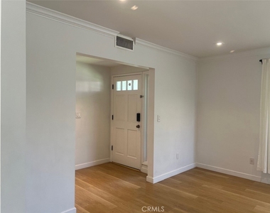 8706 Ardendale Avenue - Photo Thumbnail 5