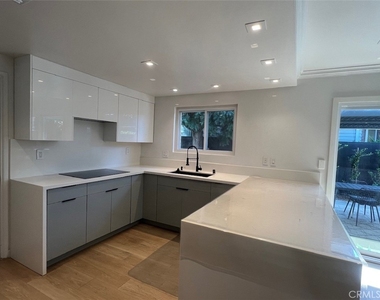 8706 Ardendale Avenue - Photo Thumbnail 8
